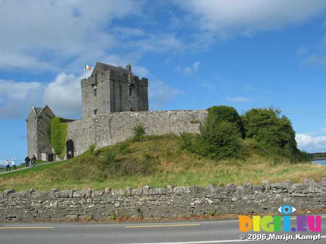 19235_B Dunguaire Castle